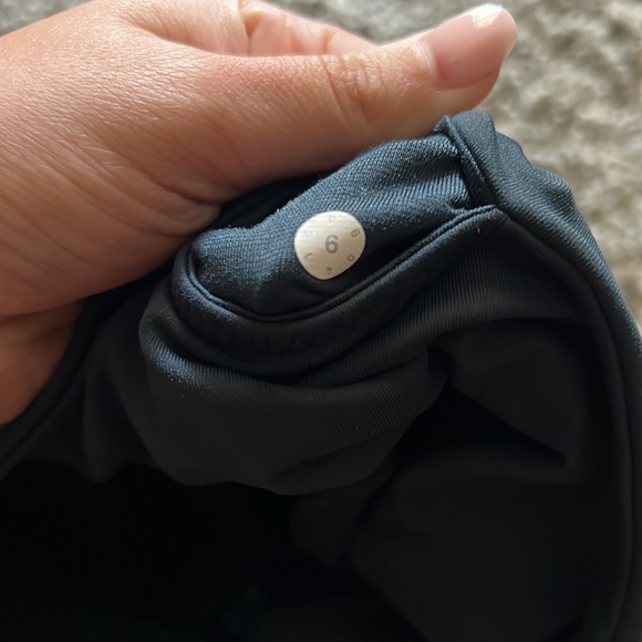 Lululemon leggings - Picture 5 of 6
